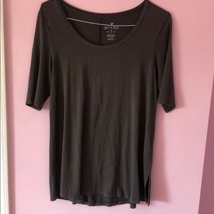 American Eagle soft and sexy T